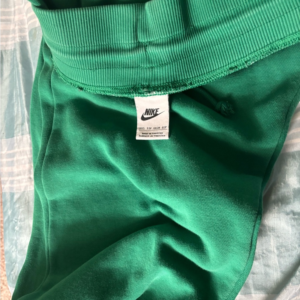 Green Nike sweatpants